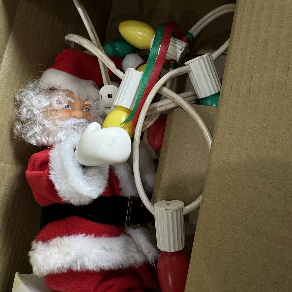 Vintage Mr‎ Christmas 1994 Stepping Santa Ladder Sled Lights Music Motion